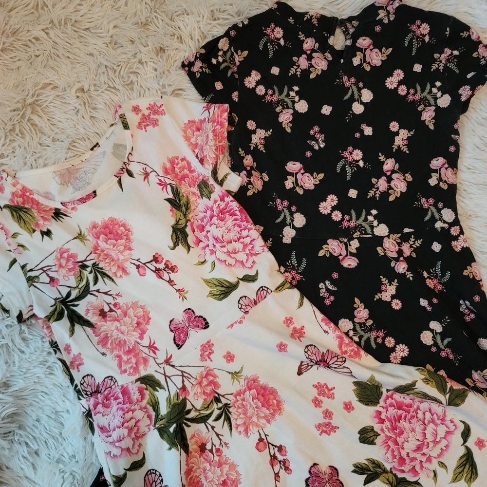 2 dresses. Size 7/8